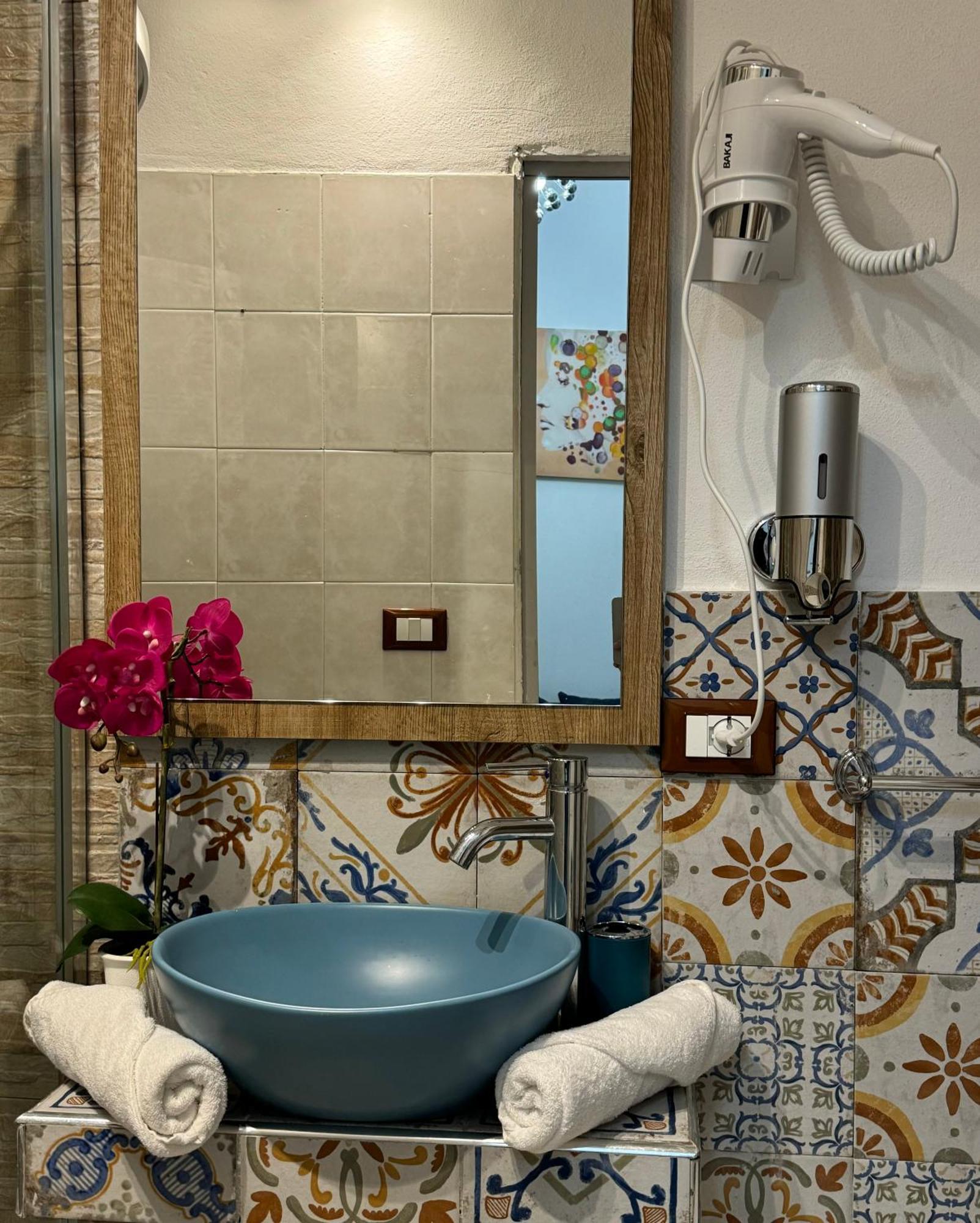 פלרמו Caminneci Palace & Rooms מראה חיצוני תמונה